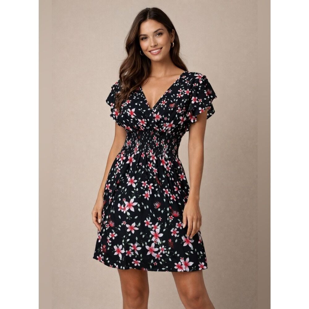 NWT Yuna Fashion Dress Size S/M